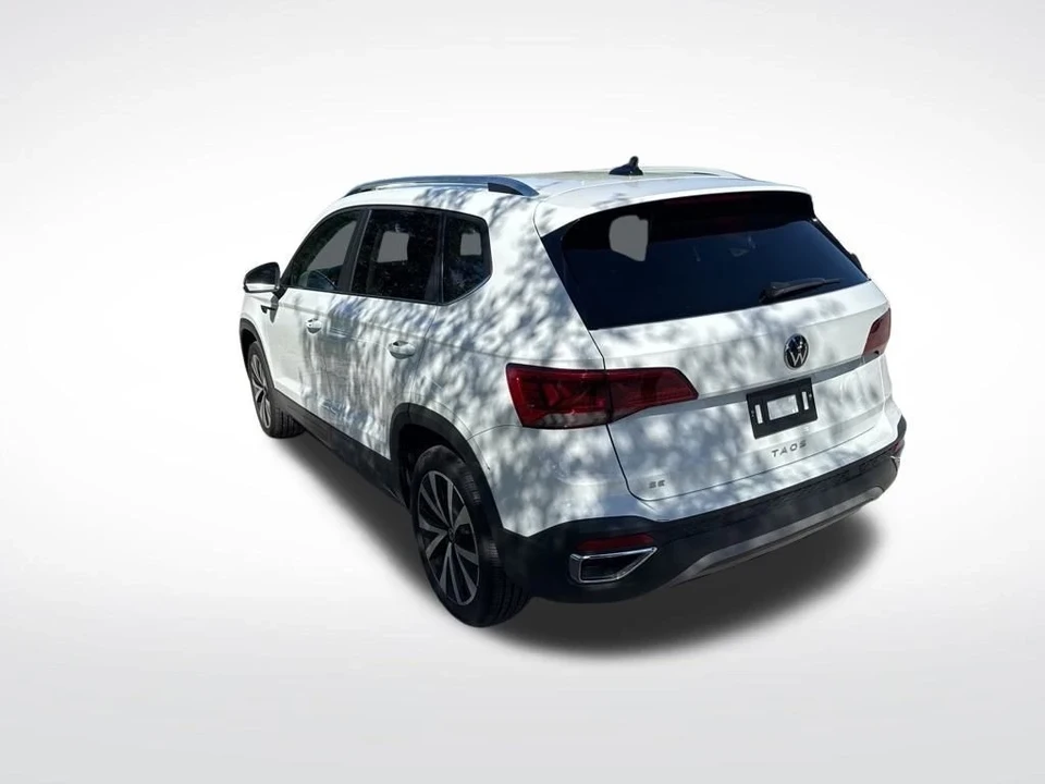 2022 Volkswagen Taos - Image 6 of 8