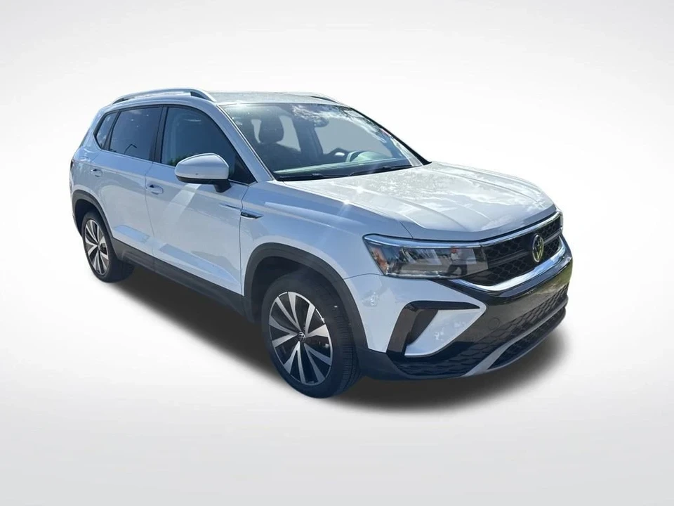 2022 Volkswagen Taos - Image 3 of 8