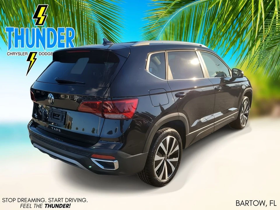 2022 Volkswagen Taos - Image 4 of 12