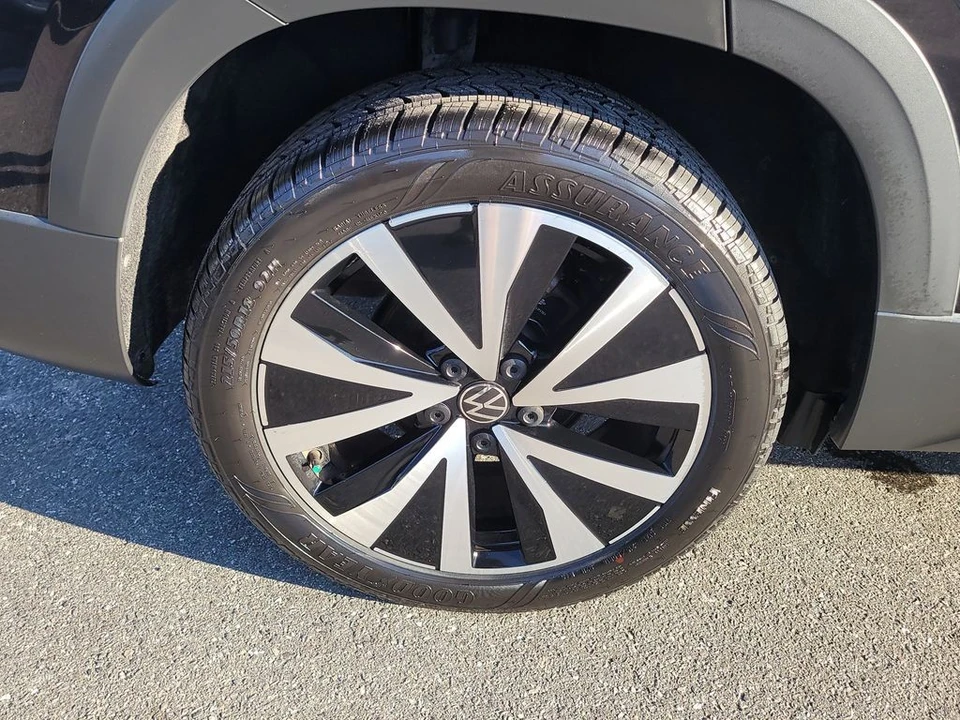2022 Volkswagen Taos - Image 5 of 12