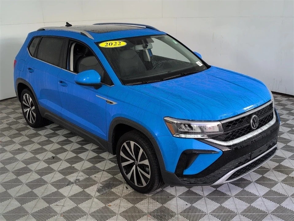 2022 Volkswagen Taos - Image 2 of 12