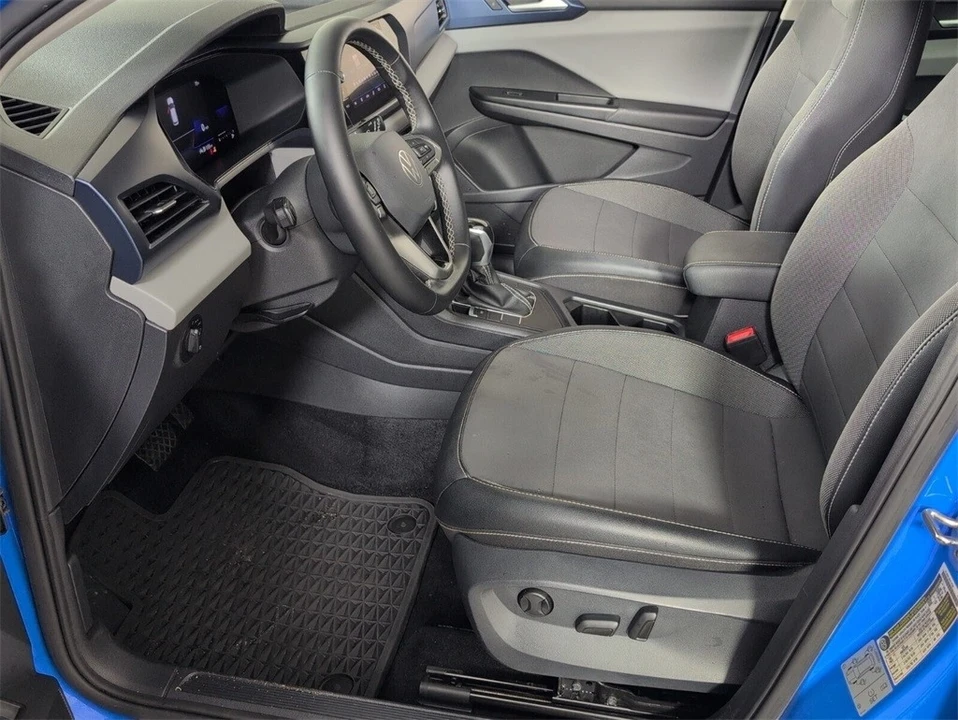 2022 Volkswagen Taos - Image 6 of 12