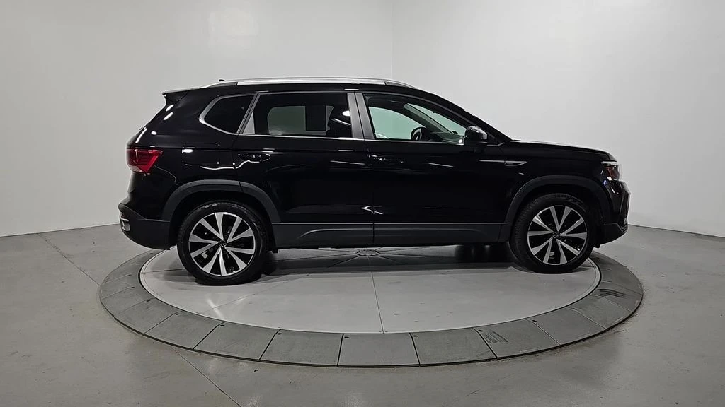 2022 Volkswagen Taos - Image 7 of 12