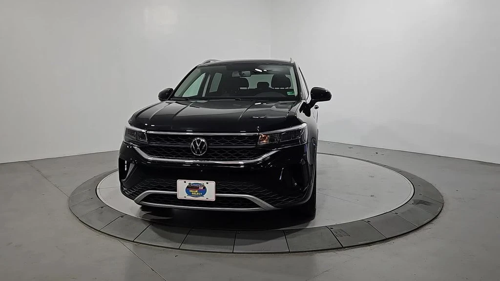 2022 Volkswagen Taos - Image 9 of 12