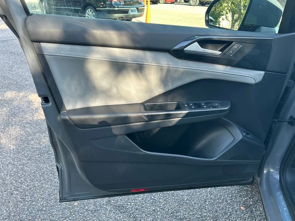 2022 Volkswagen Taos - Image 12 of 12