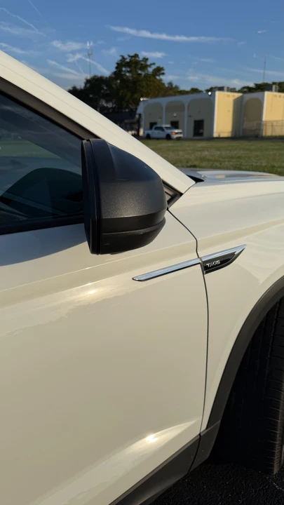 2022 Volkswagen Taos - Image 12 of 15