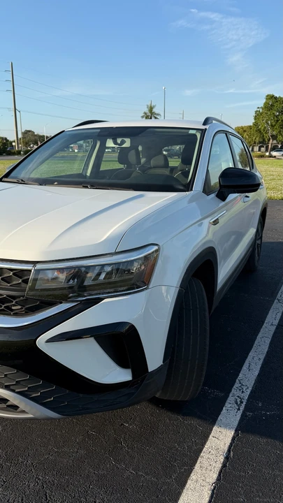2022 Volkswagen Taos - Image 6 of 15