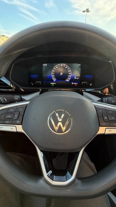2022 Volkswagen Taos - Image 3 of 15