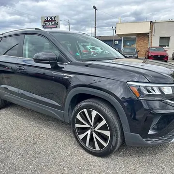 2022 Volkswagen Taos SE 4Motion