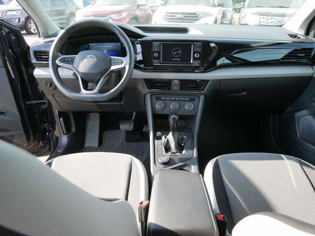 2022 Volkswagen Taos - Image 18 of 20