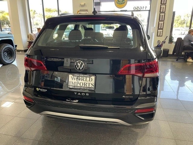 2022 Volkswagen Taos - Image 8 of 12