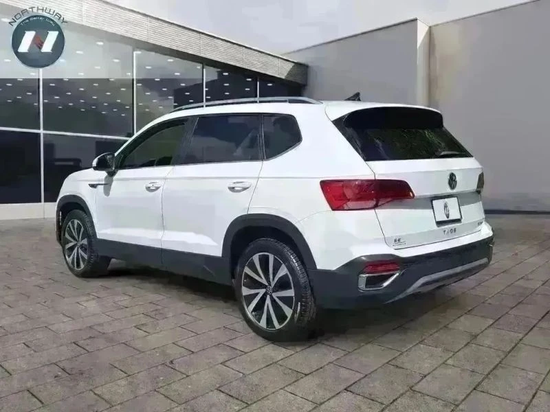 2022 Volkswagen Taos - Image 3 of 12