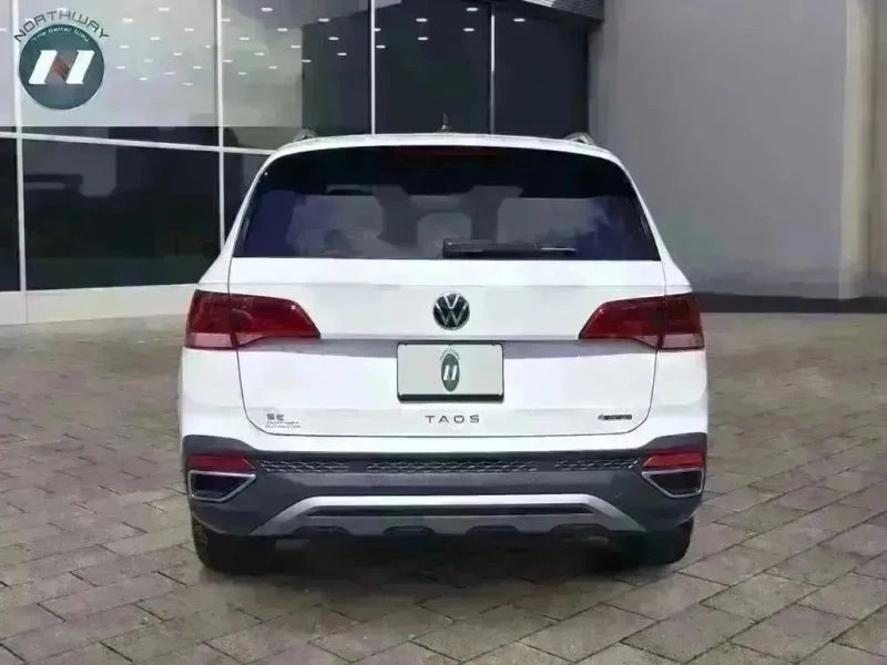 2022 Volkswagen Taos - Image 4 of 12
