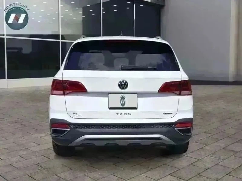 2022 Volkswagen Taos - Image 4 of 12