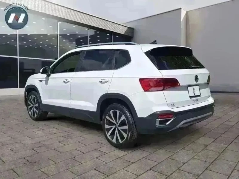 2022 Volkswagen Taos - Image 3 of 12
