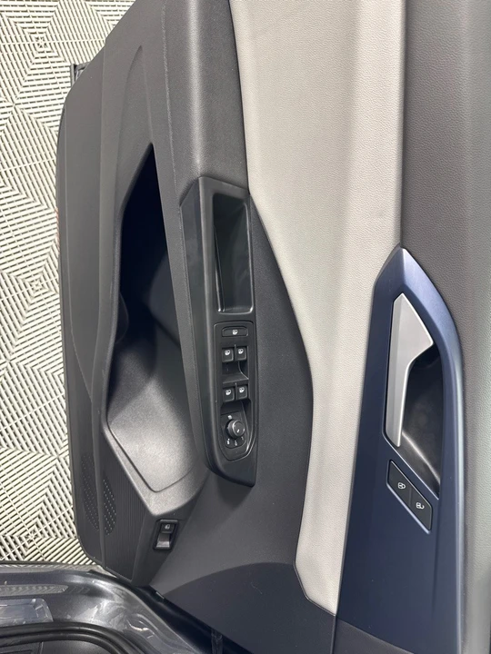 2022 Volkswagen Taos - Image 11 of 12