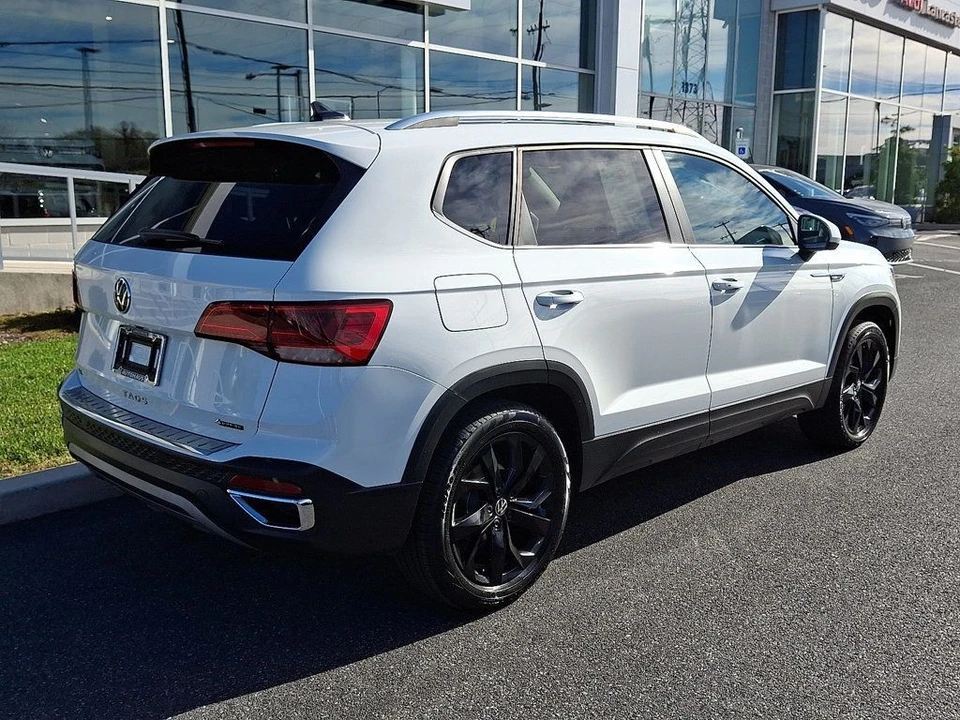2022 Volkswagen Taos - Image 6 of 12