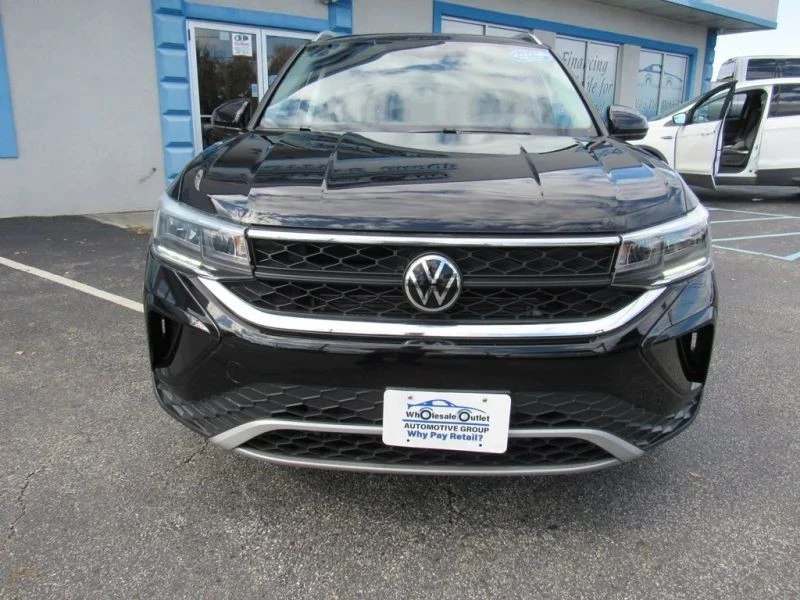 2022 Volkswagen Taos - Image 11 of 12