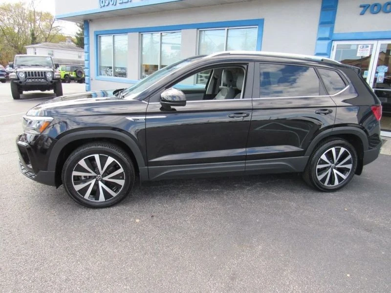 2022 Volkswagen Taos - Image 3 of 12