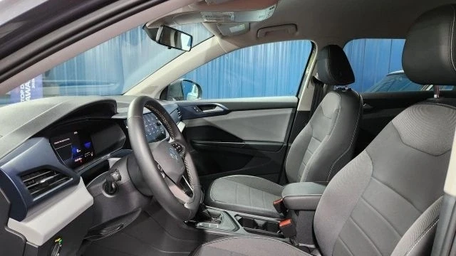2022 Volkswagen Taos - Image 7 of 12