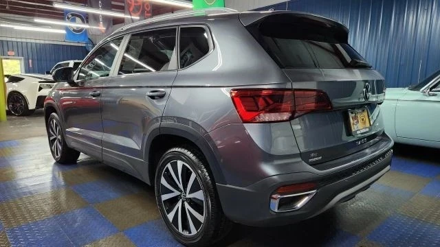 2022 Volkswagen Taos - Image 4 of 12