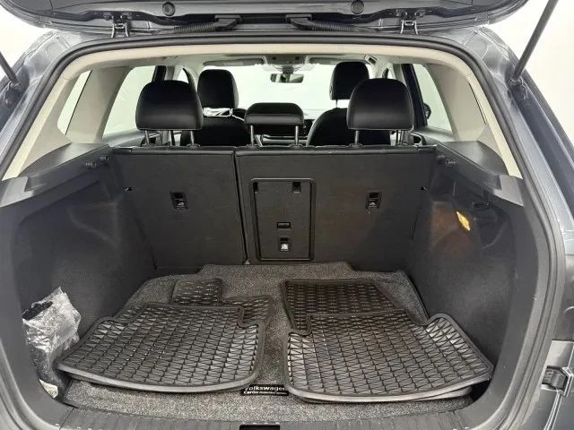 2022 Volkswagen Taos - Image 7 of 12