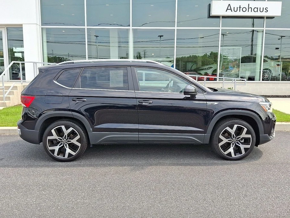 2022 Volkswagen Taos - Image 7 of 12