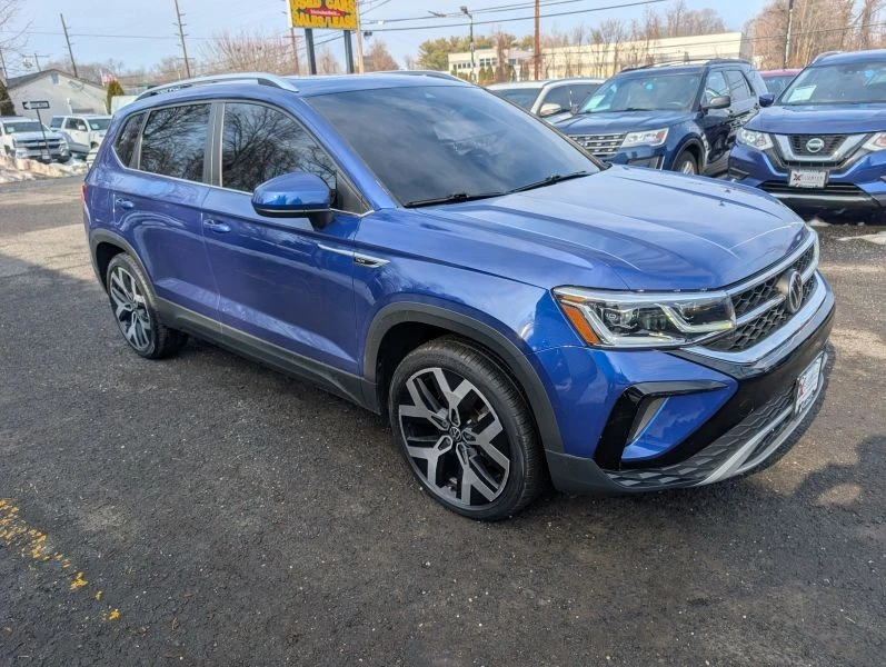 2022 Volkswagen Taos - Image 4 of 12