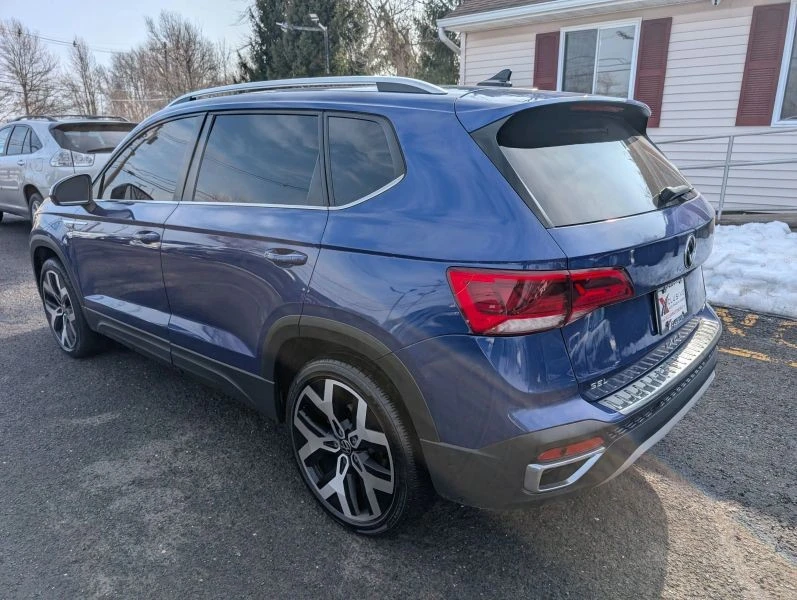 2022 Volkswagen Taos - Image 2 of 12