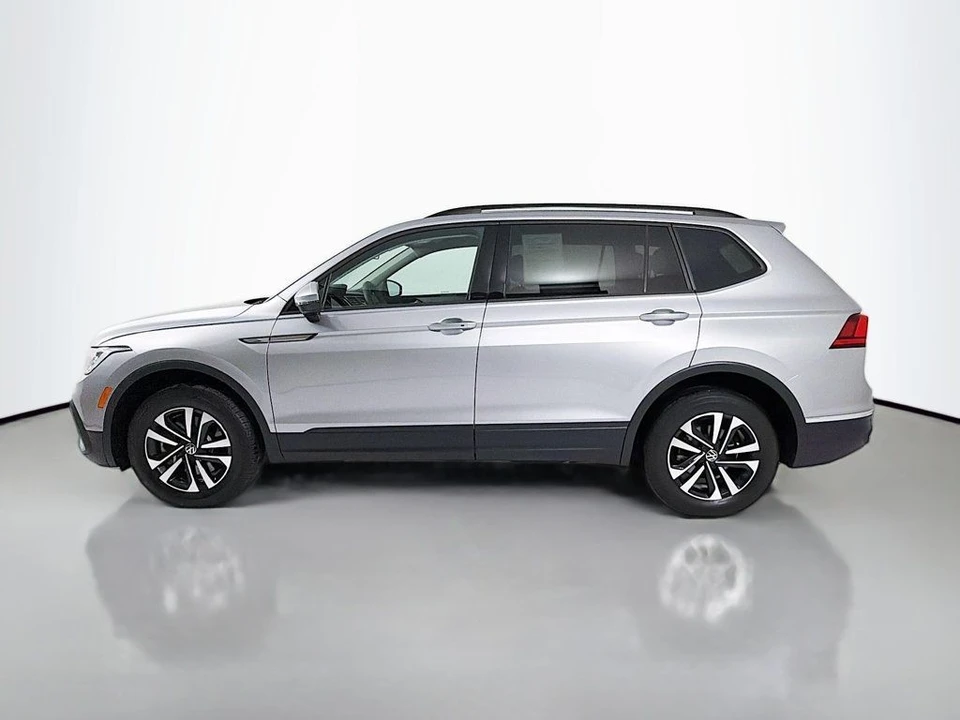 2022 Volkswagen Tiguan - Image 4 of 12