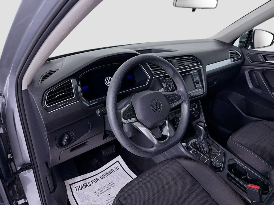 2022 Volkswagen Tiguan - Image 9 of 12
