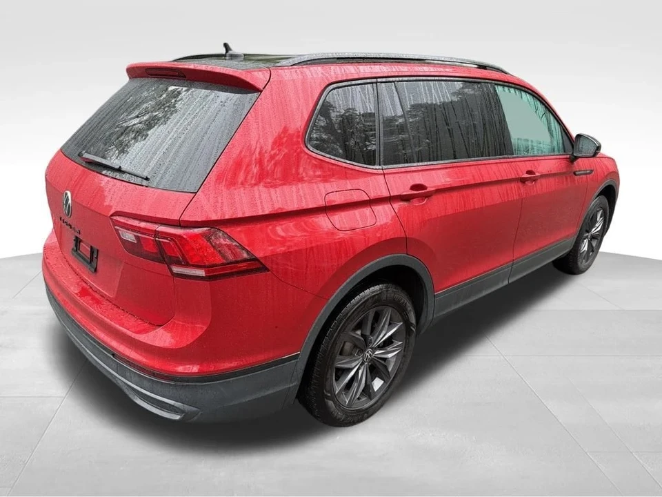 2022 Volkswagen Tiguan - Image 8 of 12