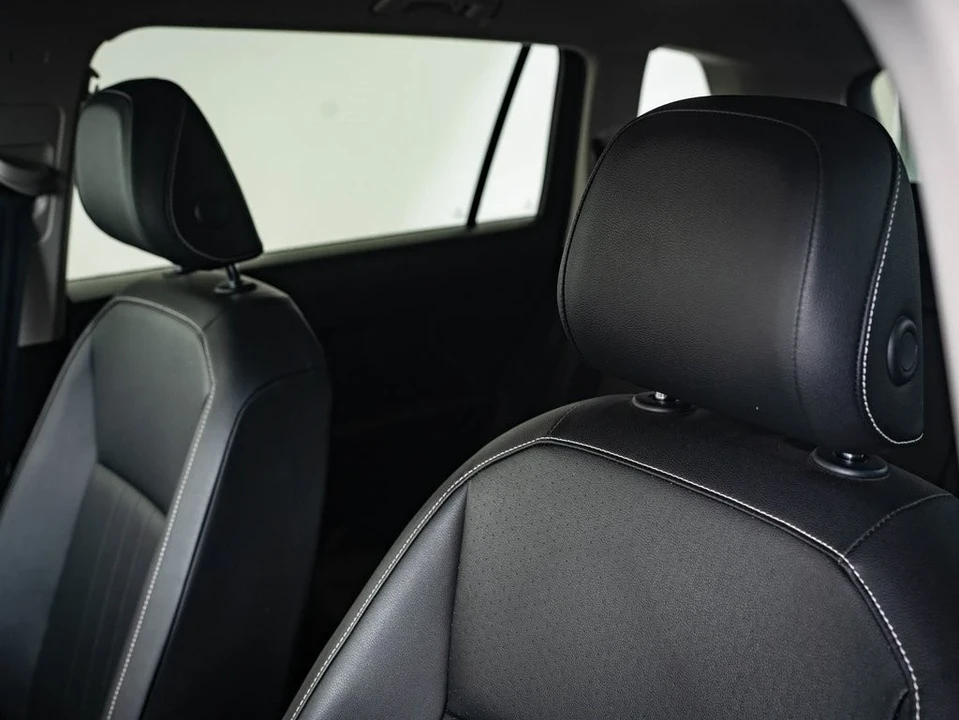 2022 Volkswagen Tiguan - Image 18 of 21