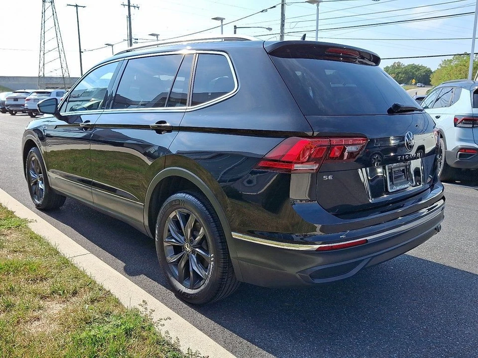 2022 Volkswagen Tiguan - Image 4 of 12