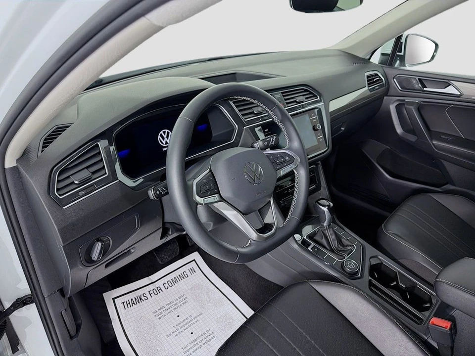 2022 Volkswagen Tiguan - Image 9 of 12
