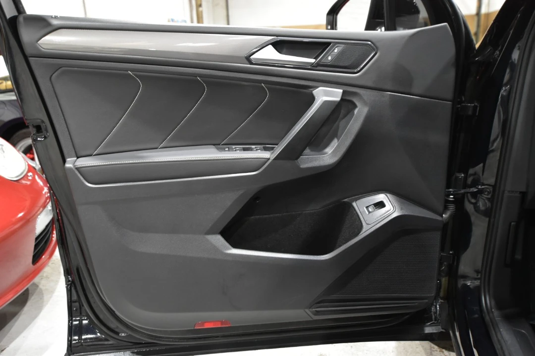 2022 Volkswagen Tiguan - Image 13 of 21