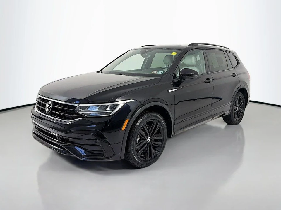 2022 Volkswagen Tiguan - Image 3 of 12