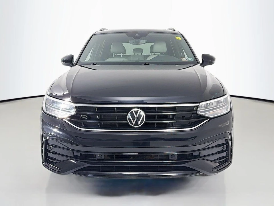 2022 Volkswagen Tiguan - Image 2 of 12