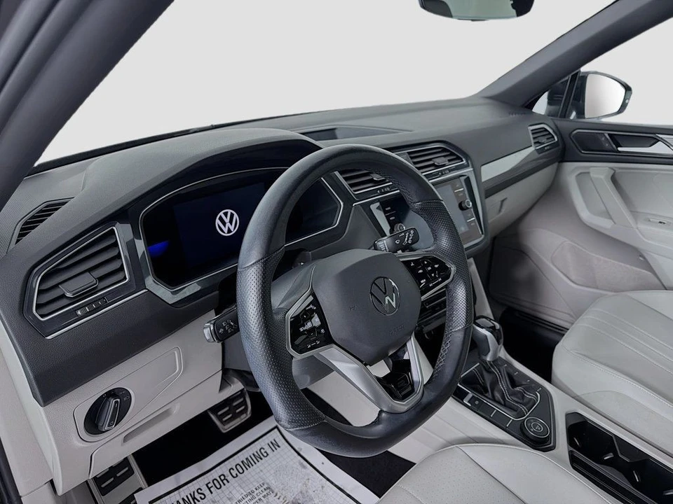 2022 Volkswagen Tiguan - Image 9 of 12