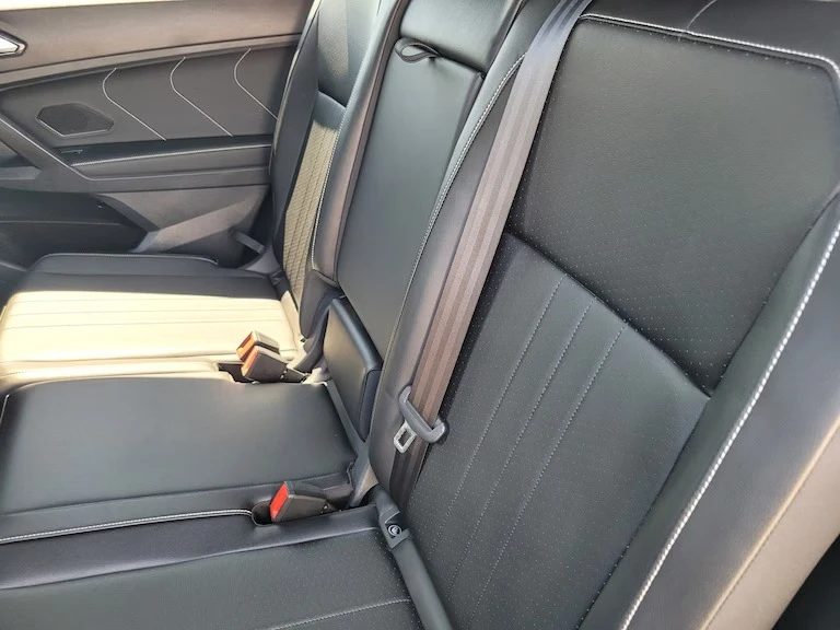 2022 Volkswagen Tiguan - Image 8 of 16