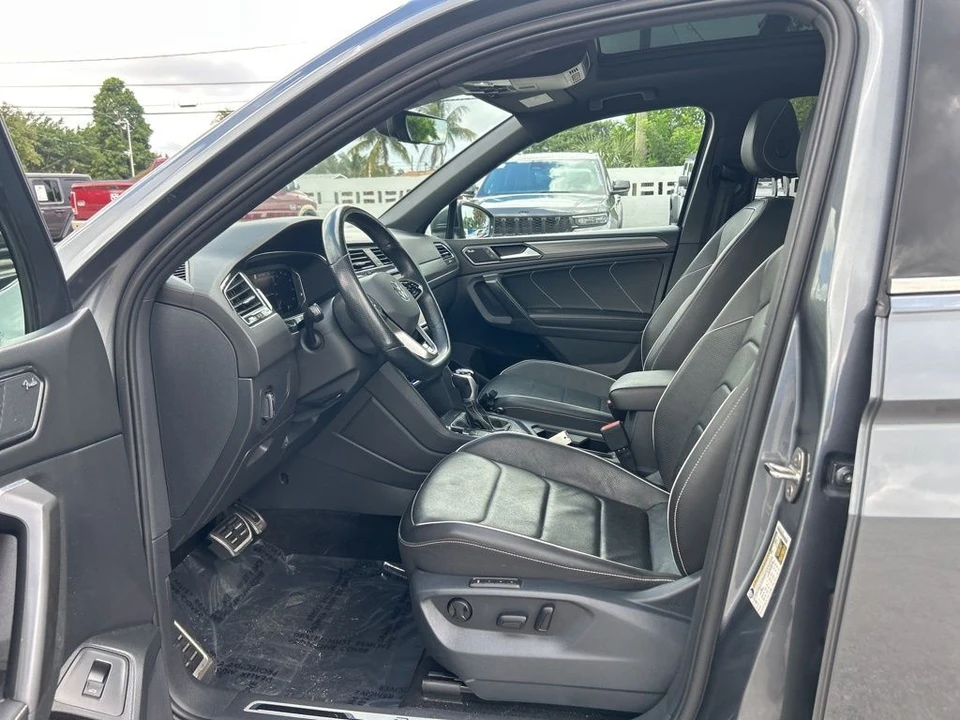 2022 Volkswagen Tiguan - Image 10 of 12