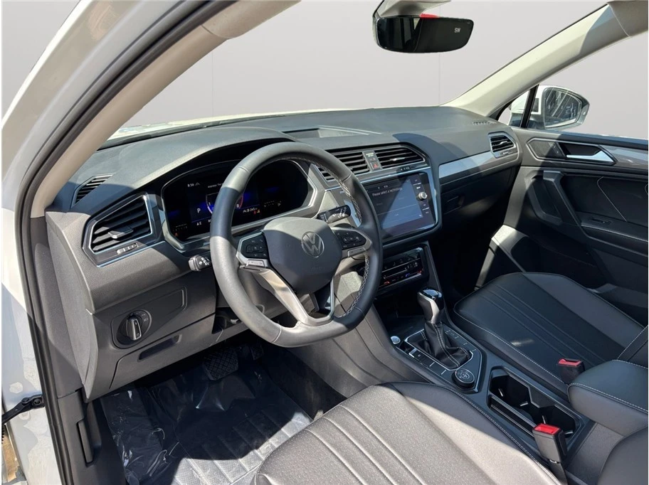 2022 Volkswagen Tiguan - Image 6 of 12