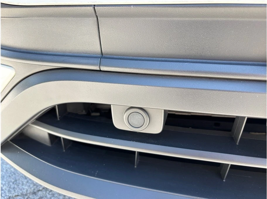 2022 Volkswagen Tiguan - Image 14 of 21