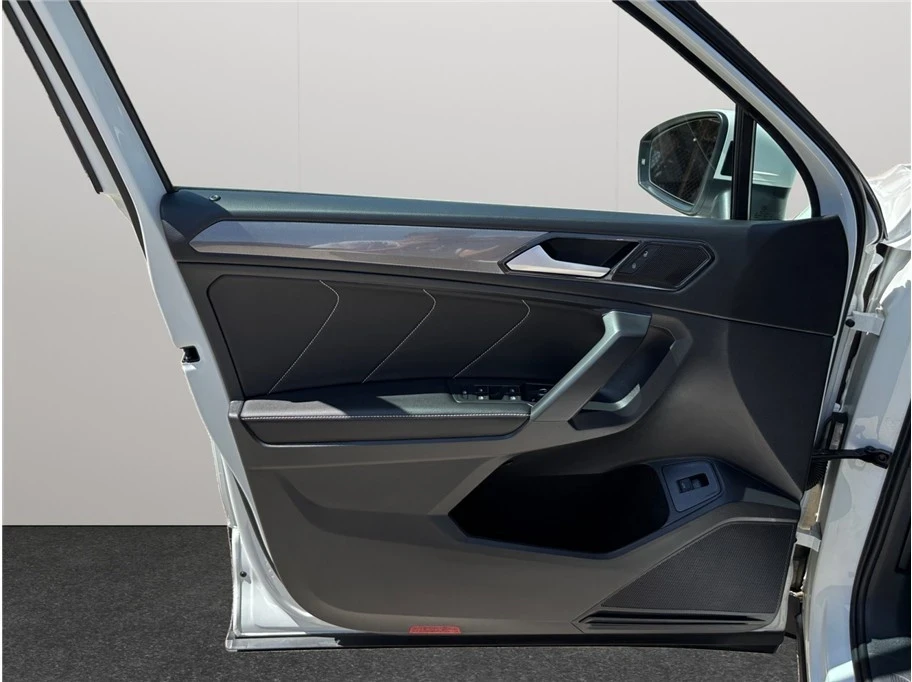 2022 Volkswagen Tiguan - Image 20 of 21