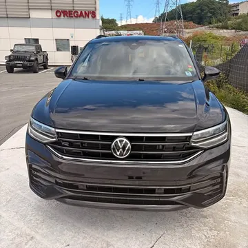 2022 Volkswagen Tiguan R-Line Black Edition
