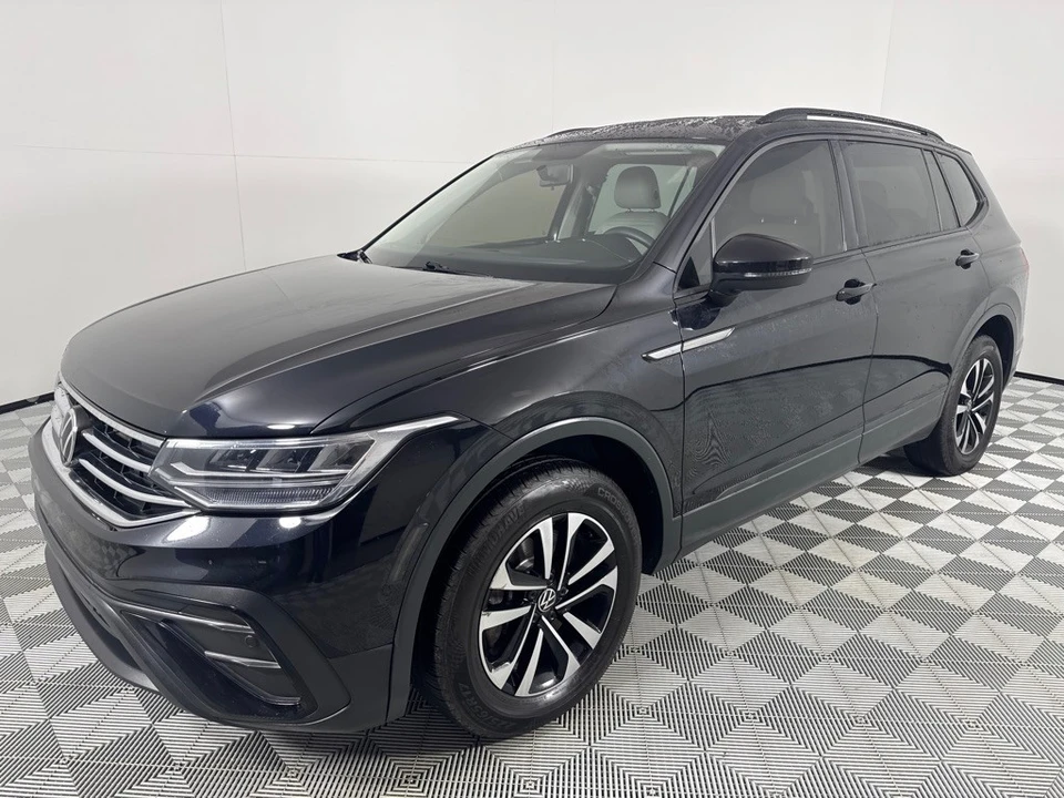 2022 Volkswagen Tiguan - Image 10 of 12