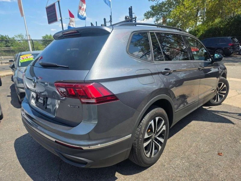 2022 Volkswagen Tiguan - Image 6 of 12