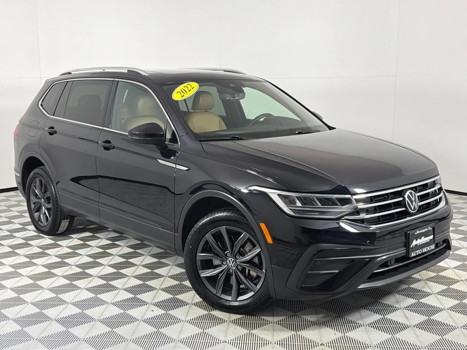 2022 Volkswagen Tiguan - Image 2 of 12