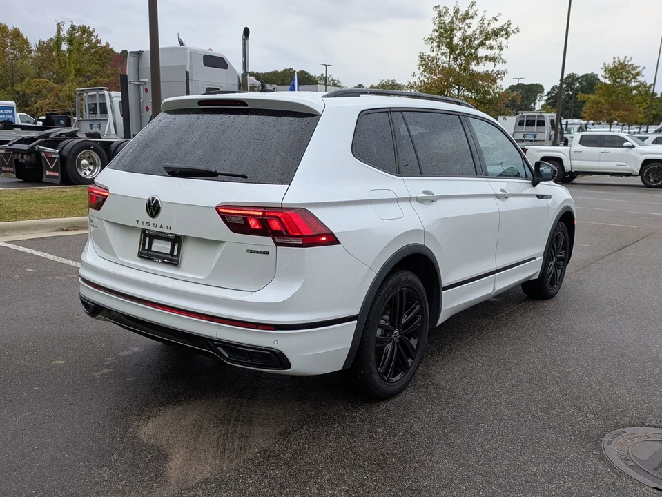2022 Volkswagen Tiguan - Image 4 of 12