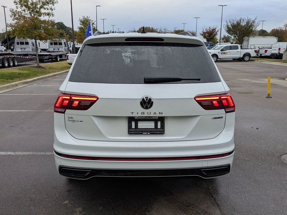 2022 Volkswagen Tiguan - Image 5 of 12